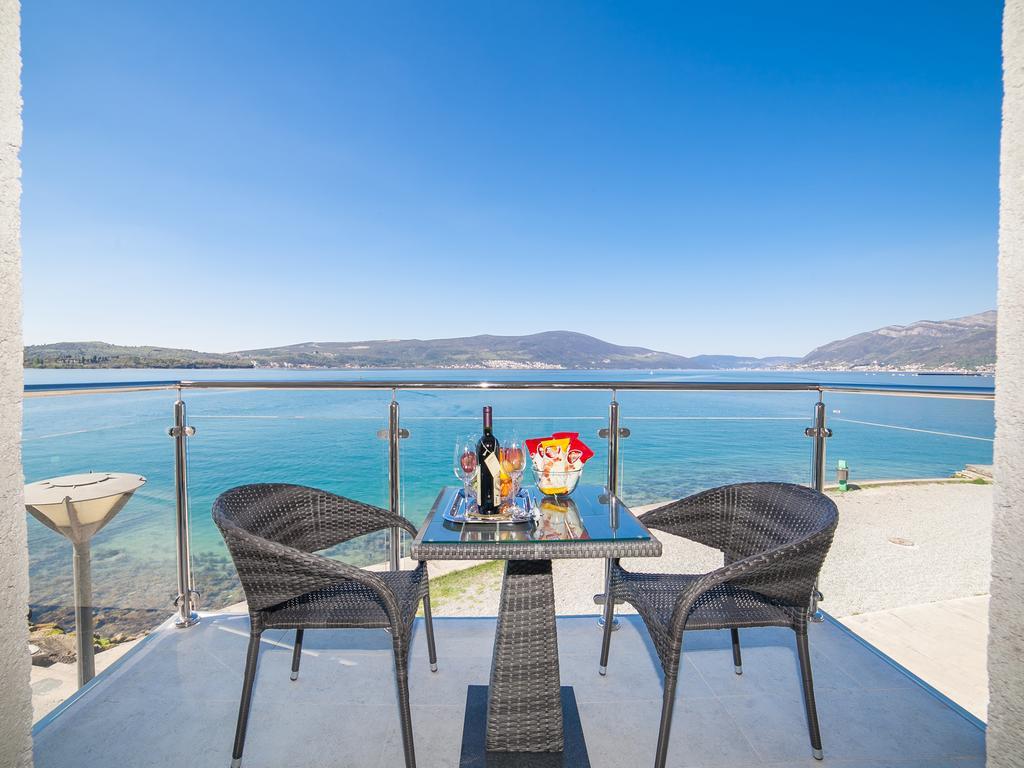 Apartments Isja Tivat Exterior foto